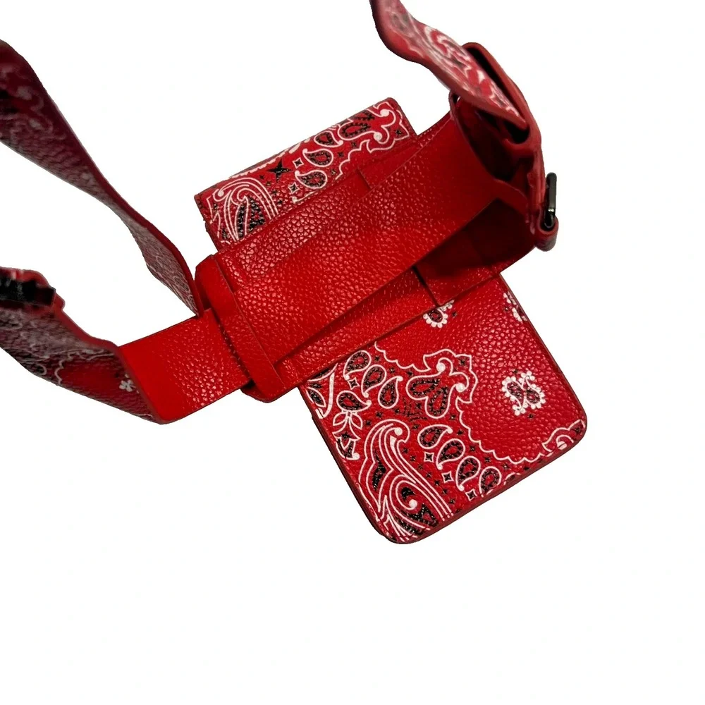 Guapi Phone Crossbody Bag Womens Red Paisley Print Small‎ Purse Strap NWOT